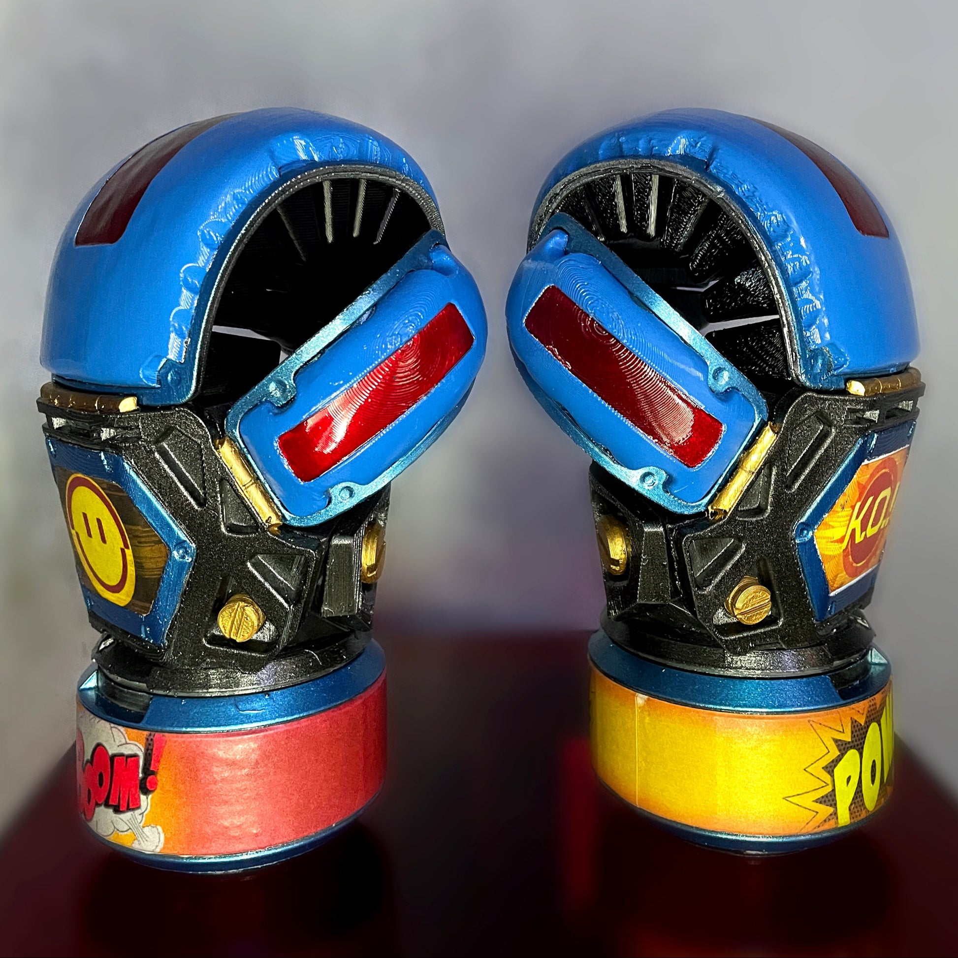 Apex Legends Pathfinder Heirloom Boxing Gloves Decoration Toy