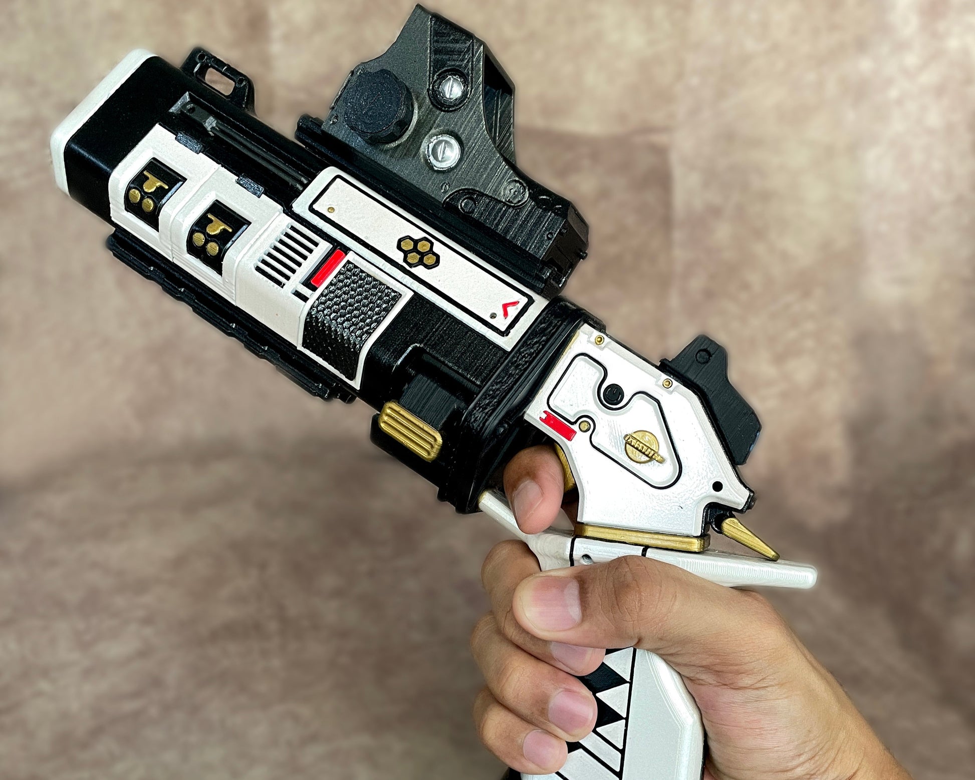 Apex Legends Mozambique Impulse Fire Replica Props
