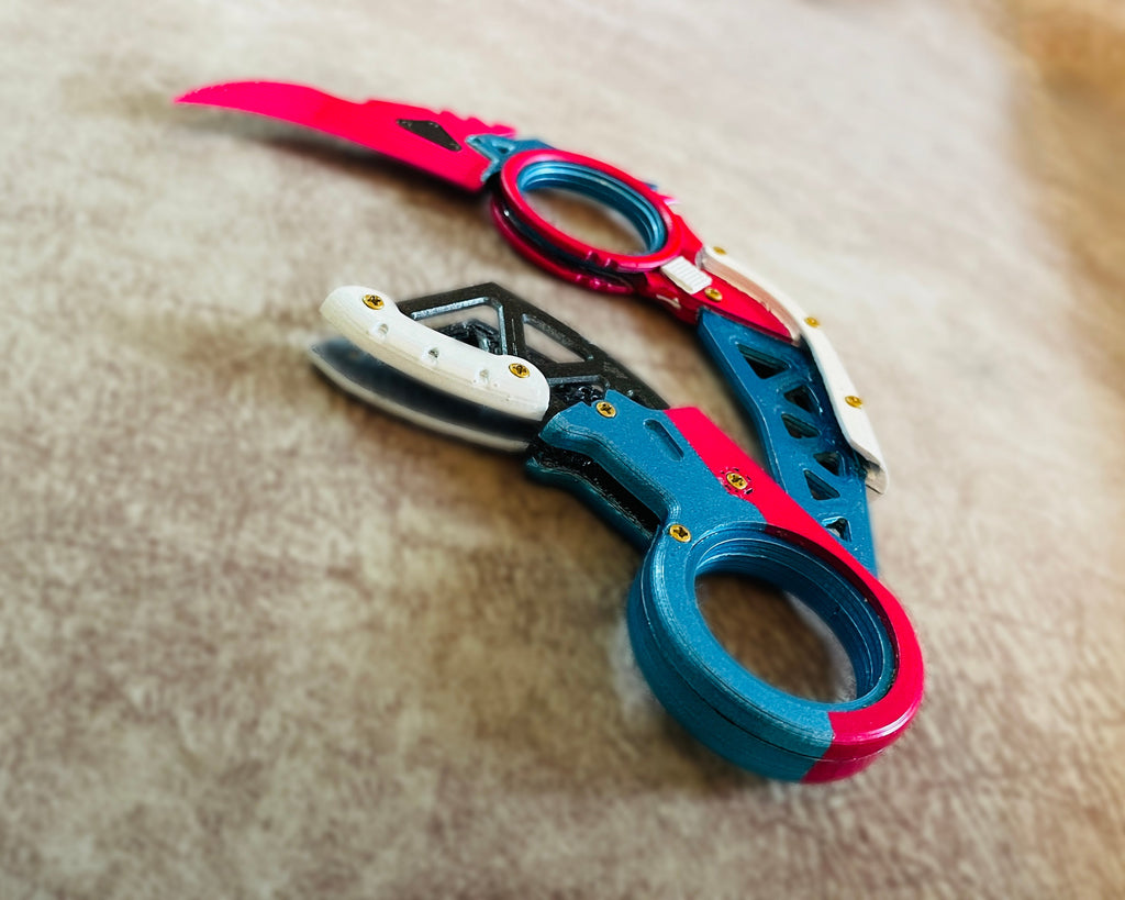 Apex Legends Fluorescent Karambit Universal Heirloom Replica Props