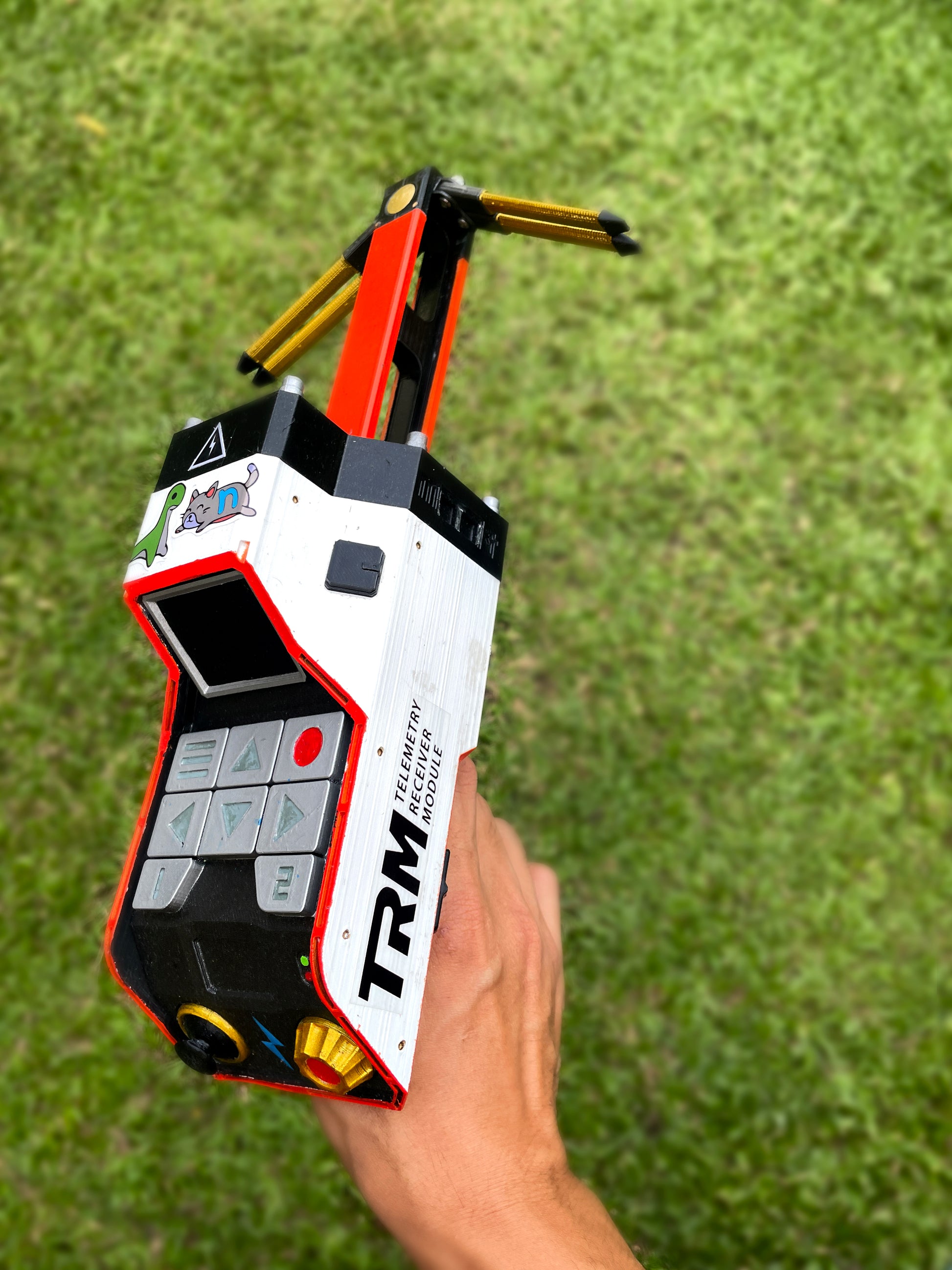 Apex Legends Wattson Heirloom Replica Props