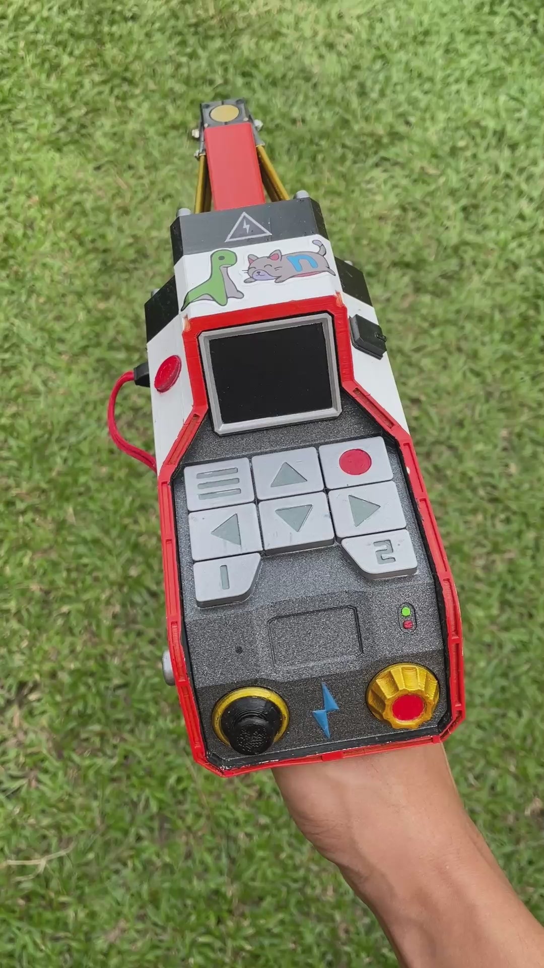 Apex Legends Wattson Heirloom Replica Props